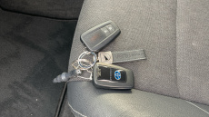 Toyota Corolla 2.0 VVT-i Hybrid Design 5dr CVT Hybrid Estate